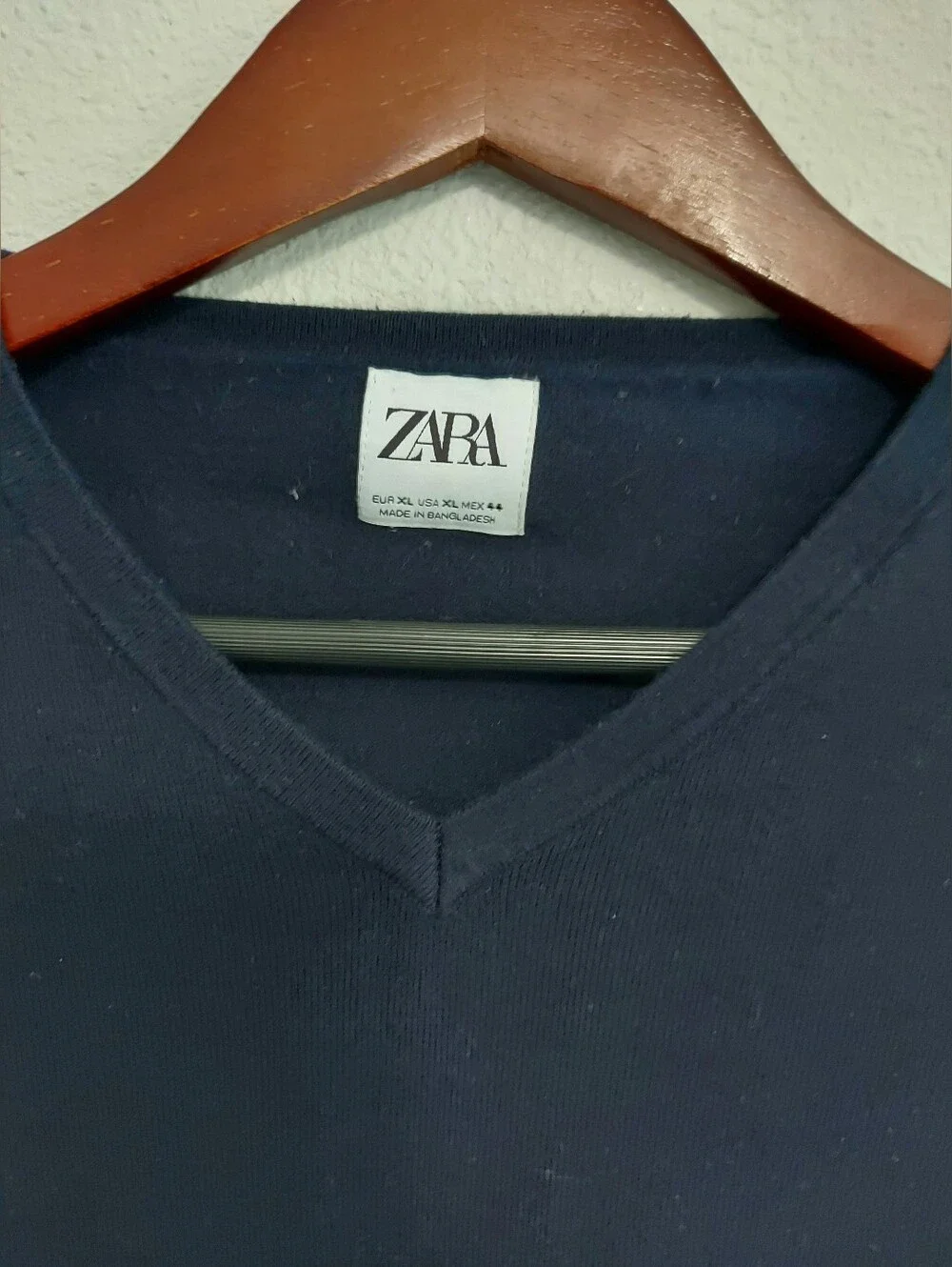 Zara Vneck Navy Pullover Sweater Men XL Preppy Career